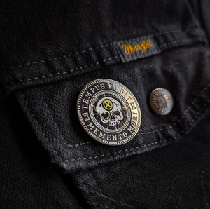 Tempus Fugit / Memento Mori Enamel Pin